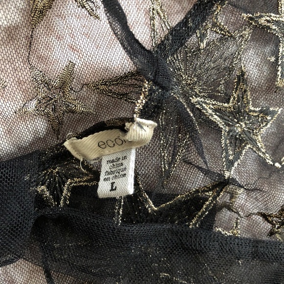 Mesh star tie tank top. - Picture 5 of 6